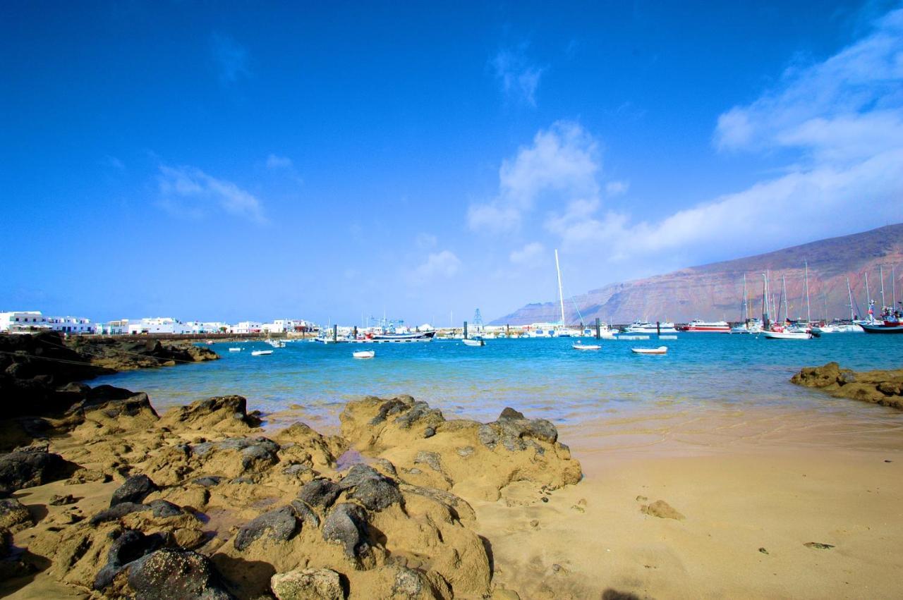 La Graciosa Camelia Beach Vistas Mar Caleta de Sebo Exterior photo
