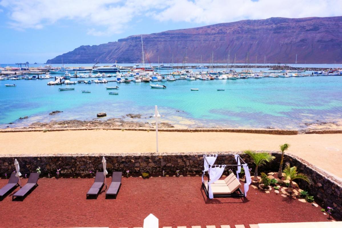 La Graciosa Camelia Beach Vistas Mar Caleta de Sebo Exterior photo
